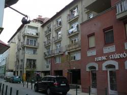 Budapest  IX. Bokréta u. 17-19   (építész : Tóth Tibor ).html